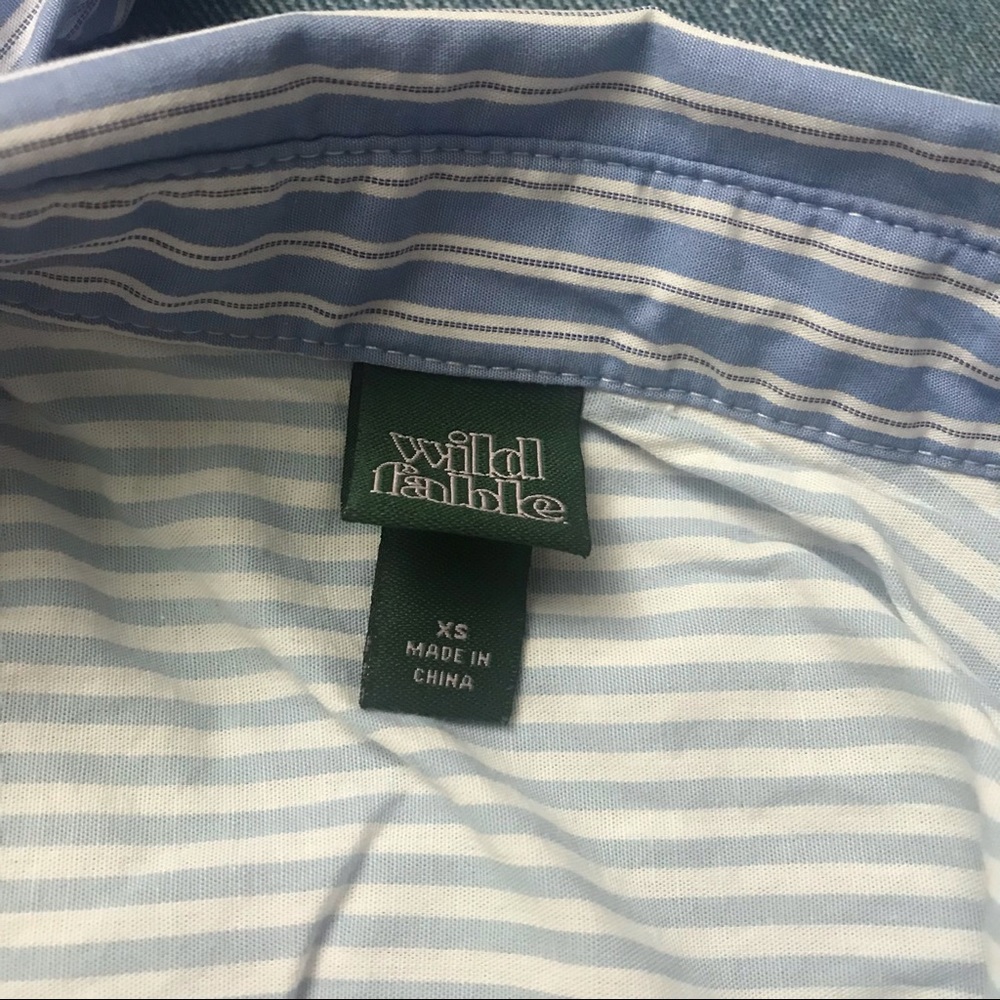 Split Zipper Collared Shirt - Picture 2 of 4